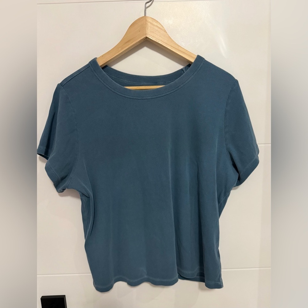 💝 Old Navy: Women’s Short Sleeve Shirt (ptp approx 22.5in) - Size 2X 💝